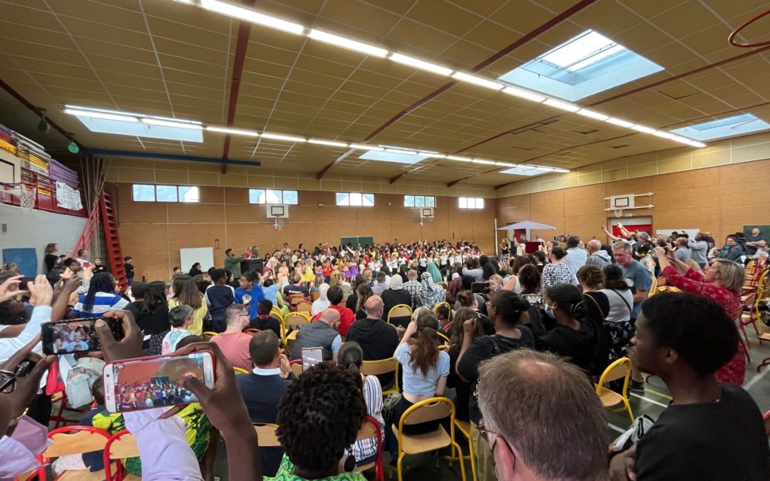 SPECTACLE de fin d&rsquo;année de l&rsquo;école.